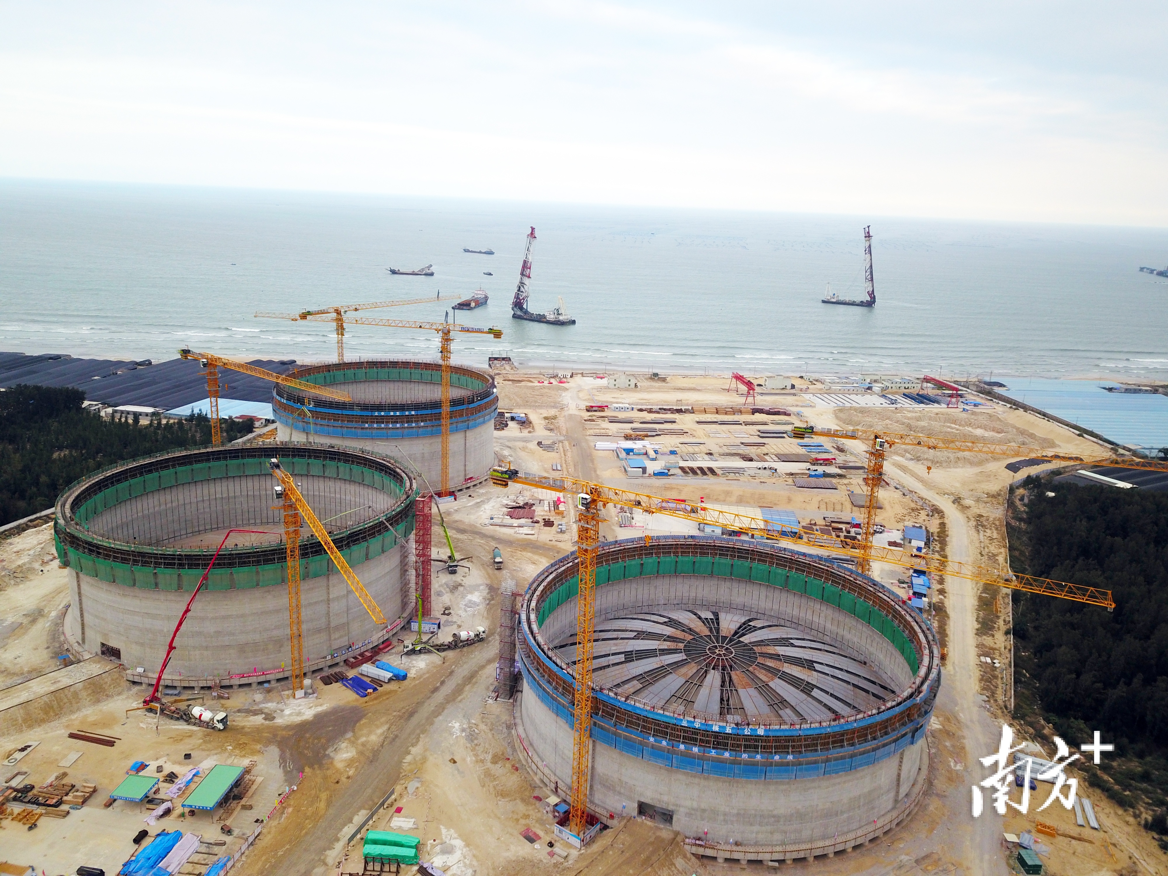 饶平县提出依托华瀛LNG接收站等大项目，打造粤东绿色能源综合利用高地  南方+ 黄敏璇 拍摄