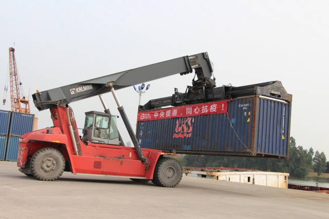 医用眼罩怎么做海珠丨洲头嘴边检站执勤三队为20余吨援港医用面、眼罩通关 开通“绿色通道”_https://www.jmylbn.com_新闻资讯_第2张