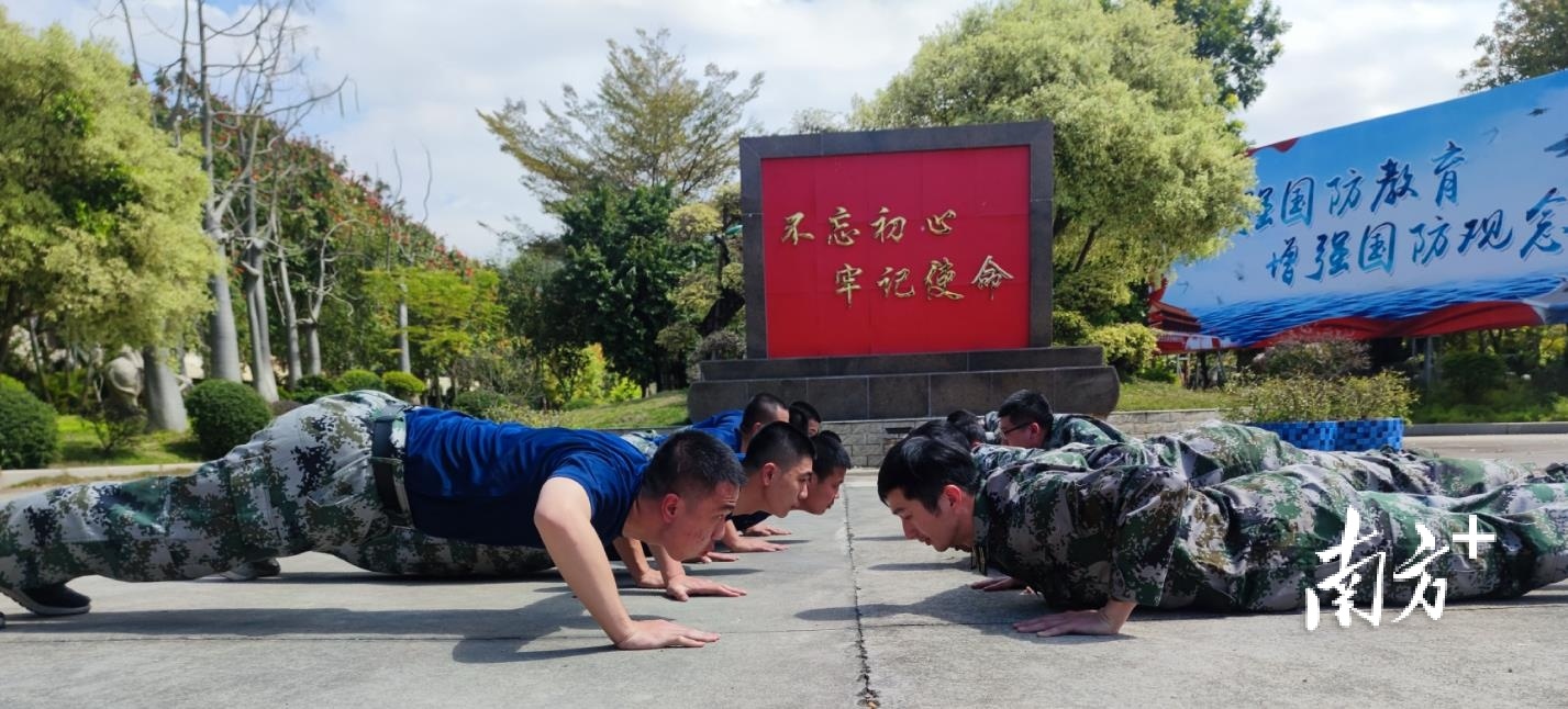 據榕城區人武部上校部長徐進森介紹,此類的活動每天均有安排,力求通過