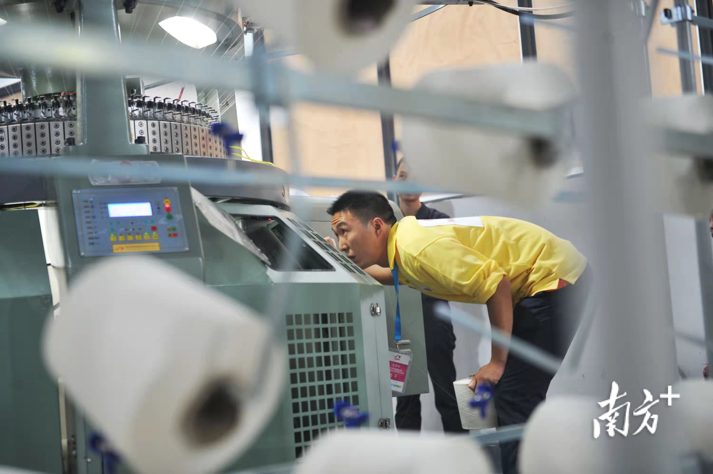 公办技工学校将以更大的自主权，紧扣产业需求进行专业设置。戴嘉信摄