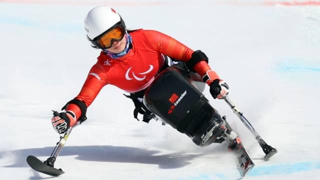 坐轮椅滑雪也能疾如风，中国队豪取4金的秘诀是？|探科技特辑