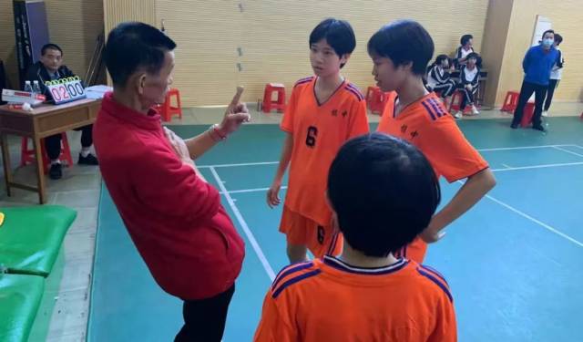 我校摘得九江镇22年中小学生毽球比赛男子 女子组冠军 南方plus 南方