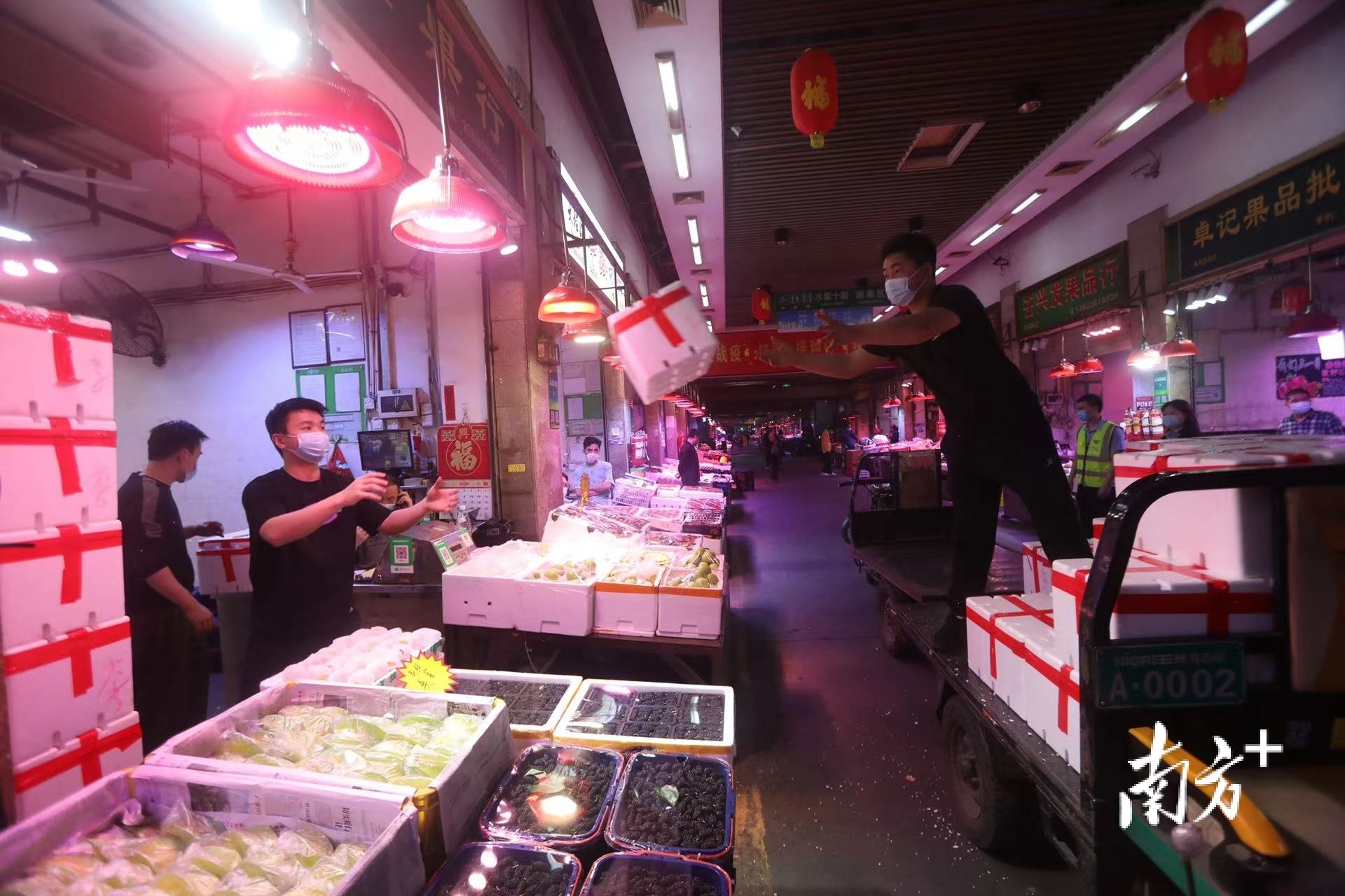 南方+ 朱洪波 拍摄