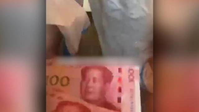 深圳一房东送被封租客每人两百元，租客：他觉得现金更实在