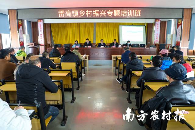 对虾亩产从300斤提升至800斤！水产研究员驻村3年，要教养户设计式养虾