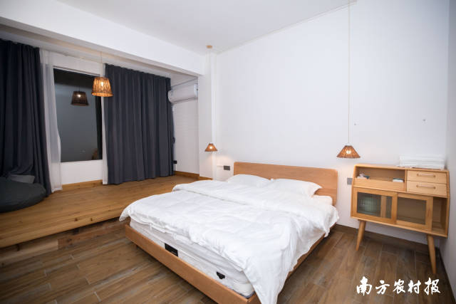 装修后，水果迷城民宿温馨如家。 &nbsp;南方农村报 吴秒衡 拍摄