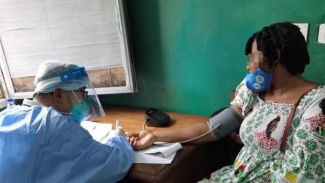 援非日记29|在非洲开展神经阻滞麻醉，造福当地人民