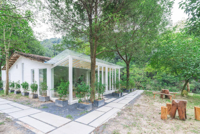 广州市七溪地芳香集团有限公司