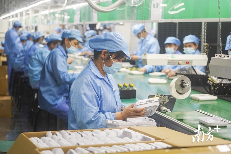 南方+ 朱洪波 拍摄