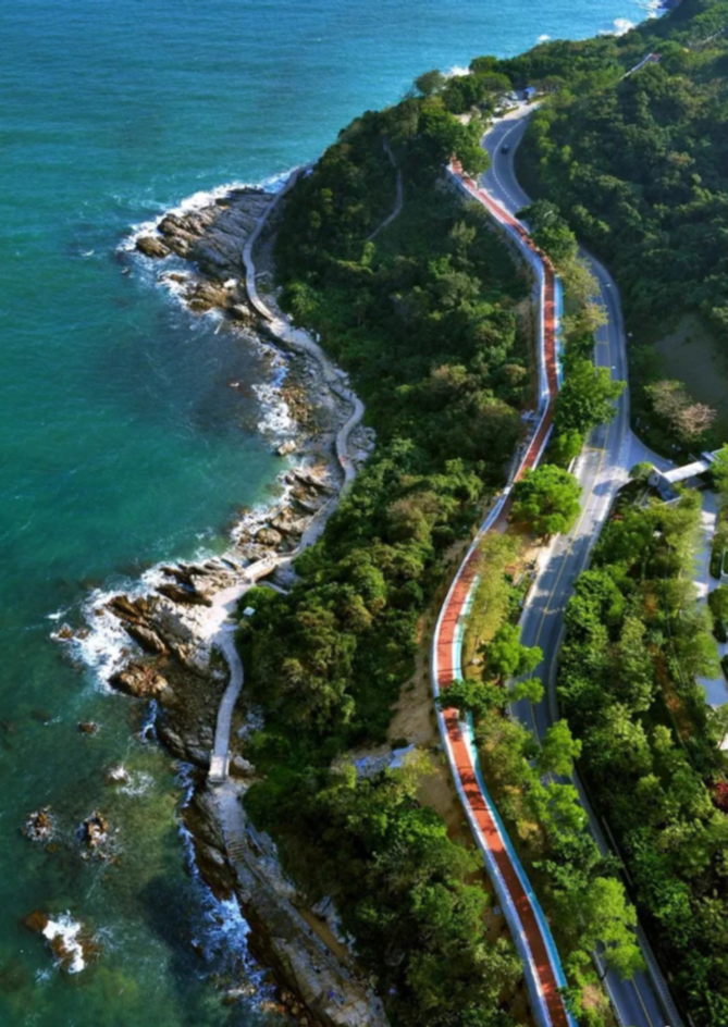 鲁力 摄 鲁力 摄