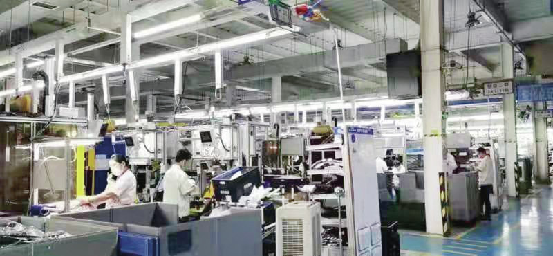 位于高要区金利镇的嘉利车灯有限公司疫情期间稳定生产保障供应。市工信局供图