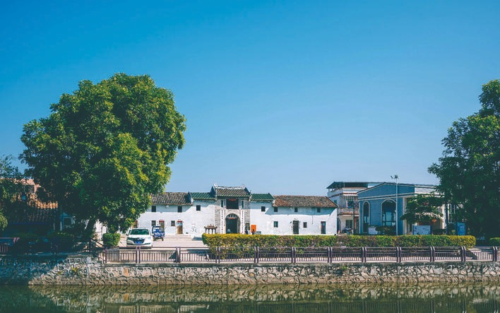 墨园村入选第一批中国传统村落。 墨园村入选第一批中国传统村落。