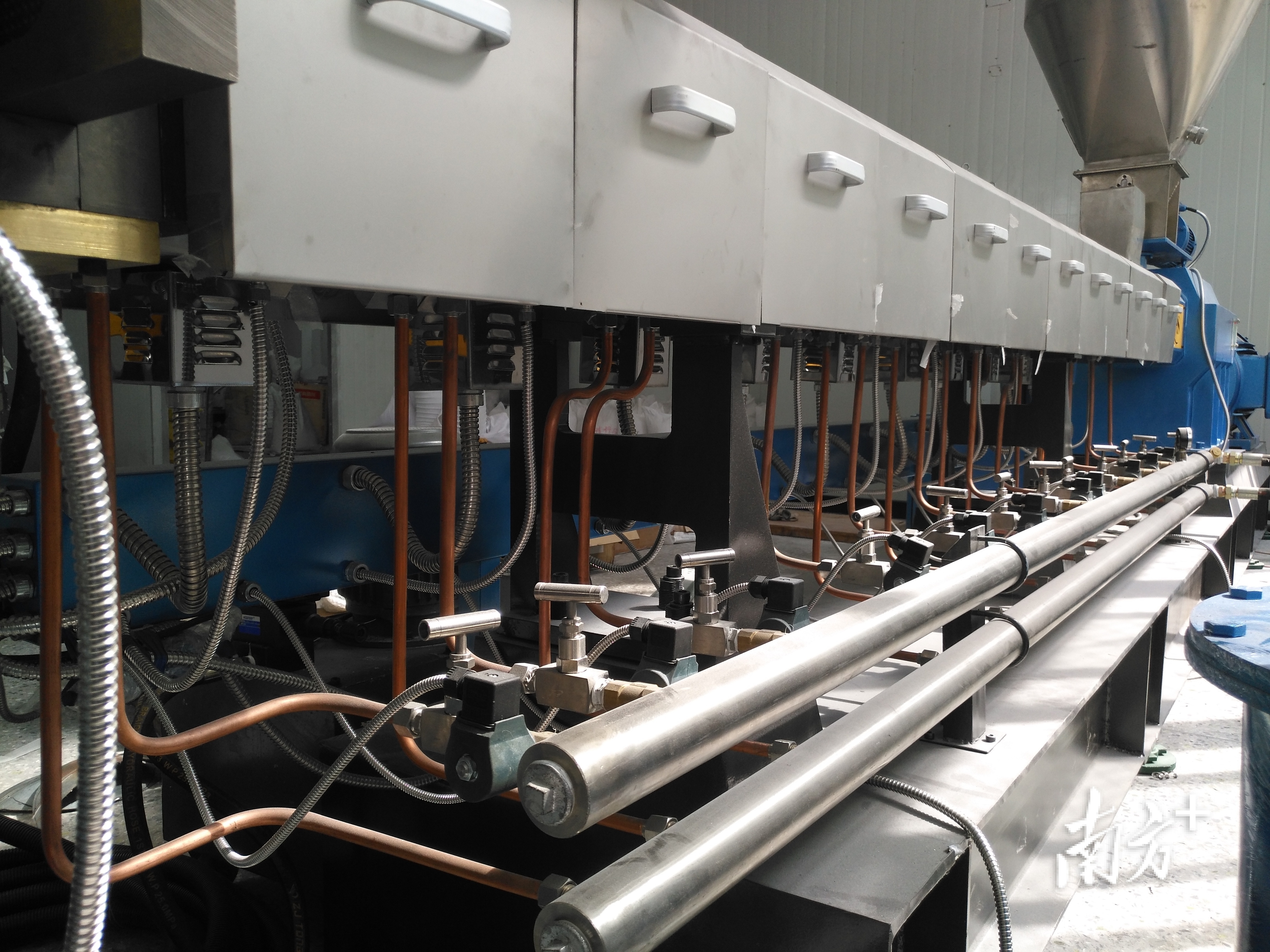 安和密封工厂内生产线一隅。