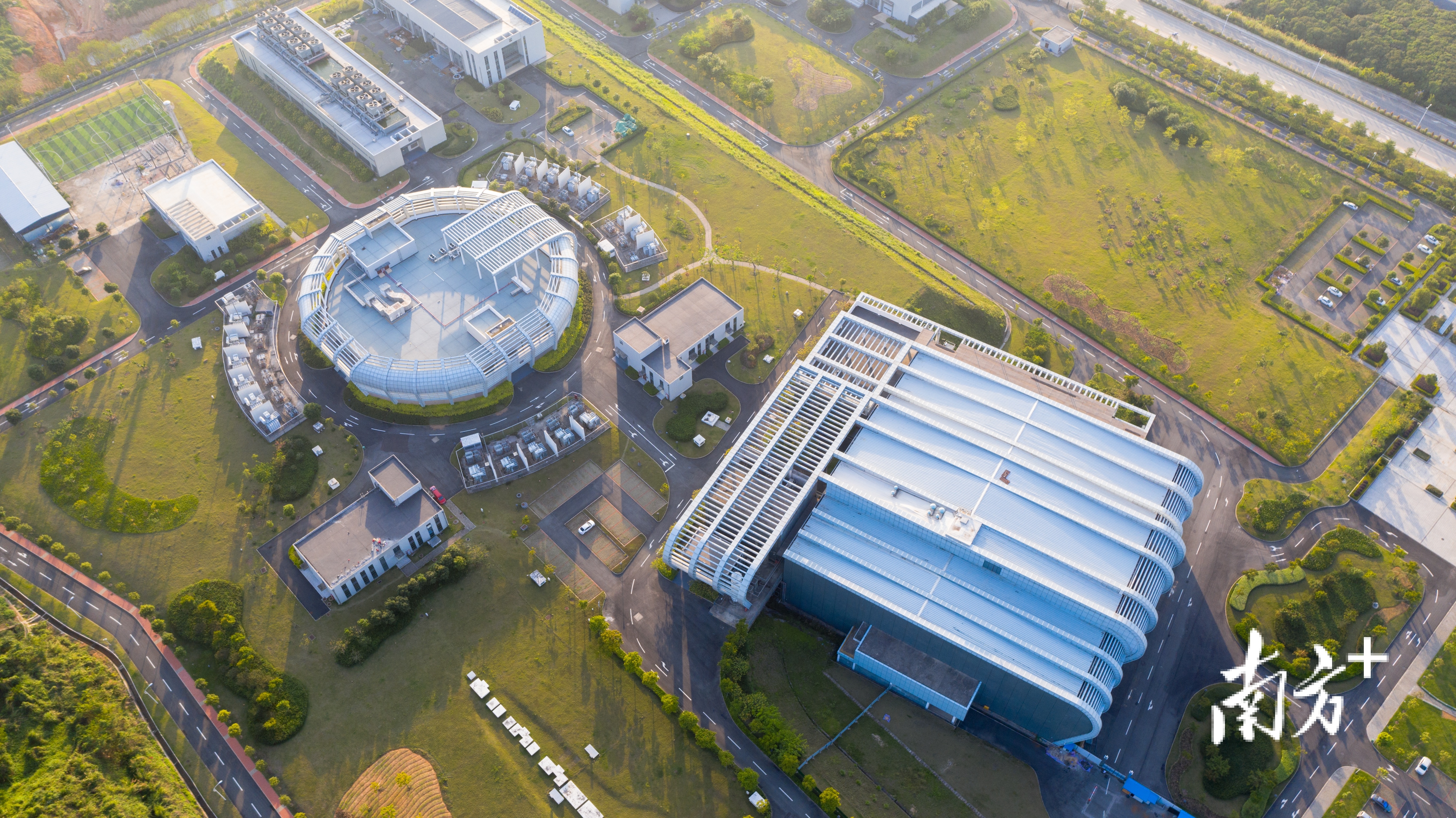 协同创新结硕果,散裂中子源闪烁体探测器实现批量研制_南方plus_南方