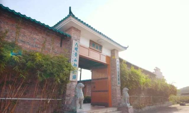 爱自然农业公司外景。