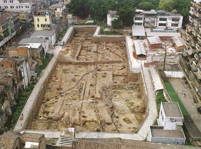 南越国宫苑遗址.