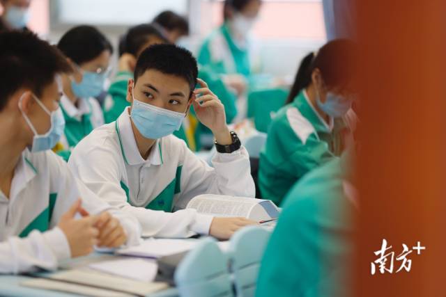 广州中学生白云区除外返校恢复线下教学