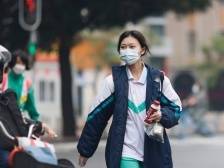 “春风十里，不如课堂有你”