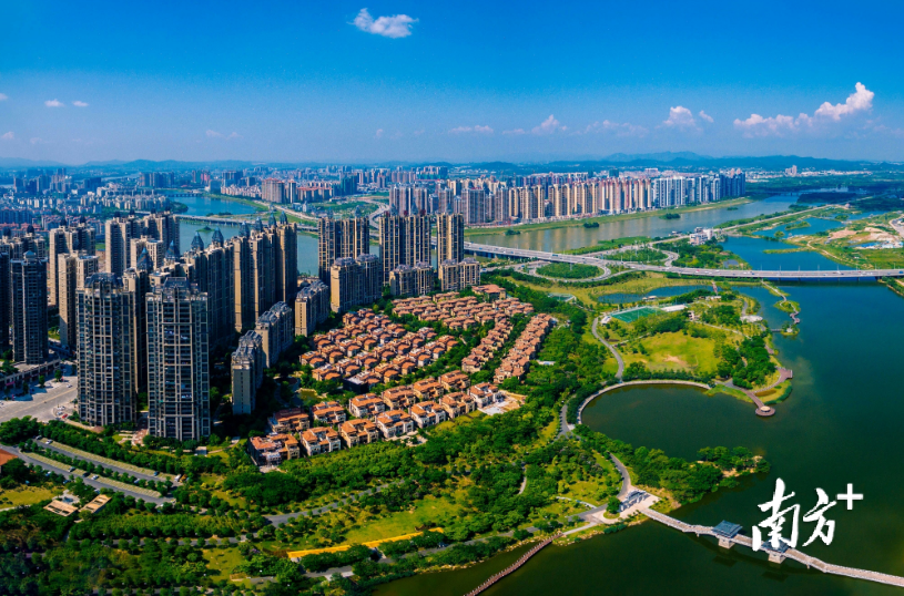 南方+ 王昌辉 制图