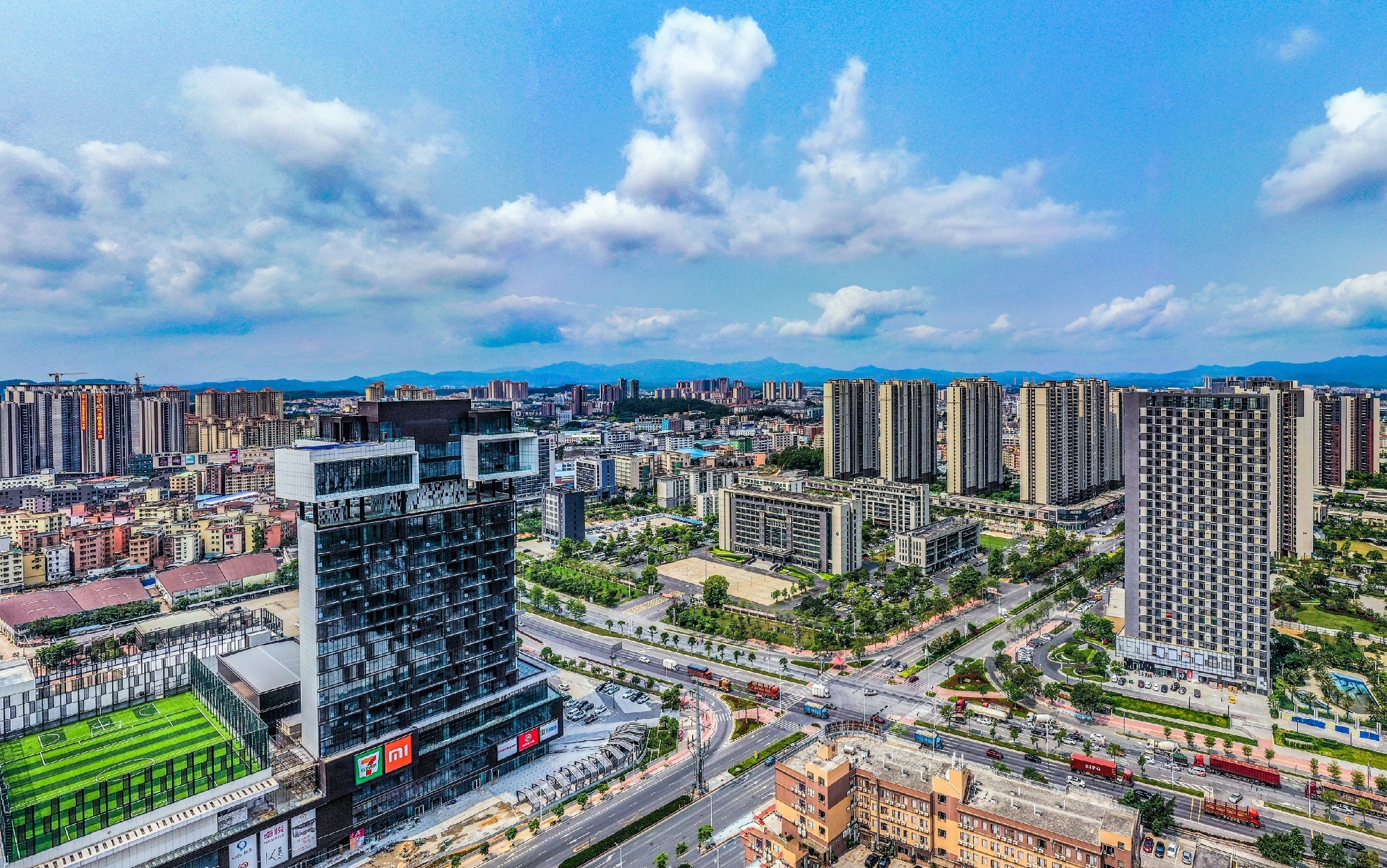 鹤山大地正全面奏响加快高质量发展新序曲。 谭成伟 摄 鹤山大地正全面奏响加快高质量发展新序曲。 谭成伟 摄