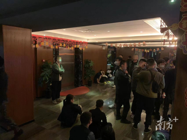 “局长信箱”开通一周年，潮州公安机关根据群众反映线索共成功打击犯罪23件，抓获各类违法犯罪嫌疑人近200名。受访者供图