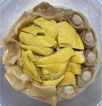 干鲍鱼+供港鸡，肇庆这道花胶鸡预制菜名品，真香！