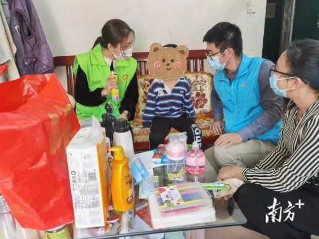 近日,南方+专访桥头镇镇长刘锦棠,分享推动未成年人保护工作的经验。