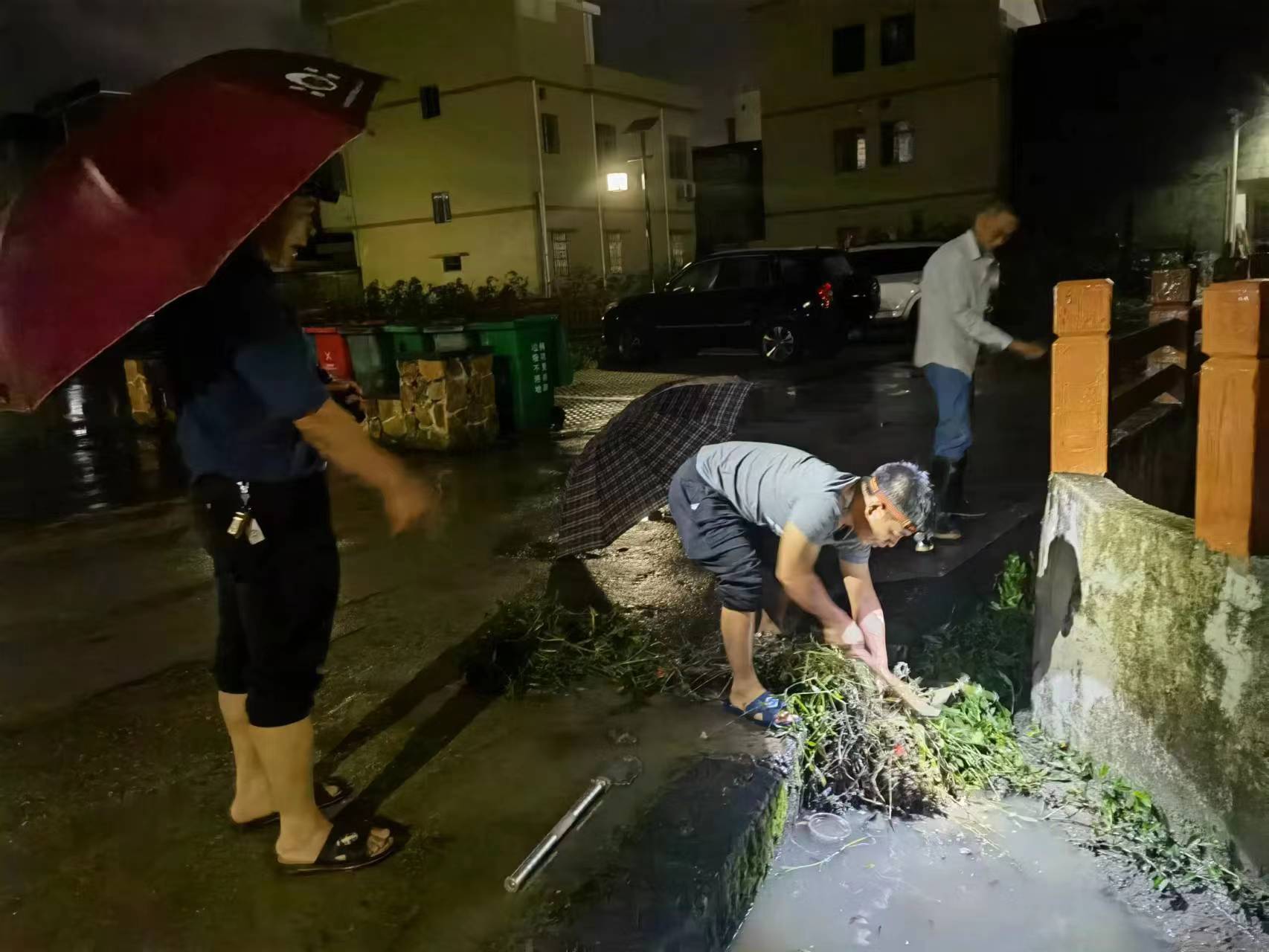 降水量122毫米，韶关新丰出现局部大暴雨。