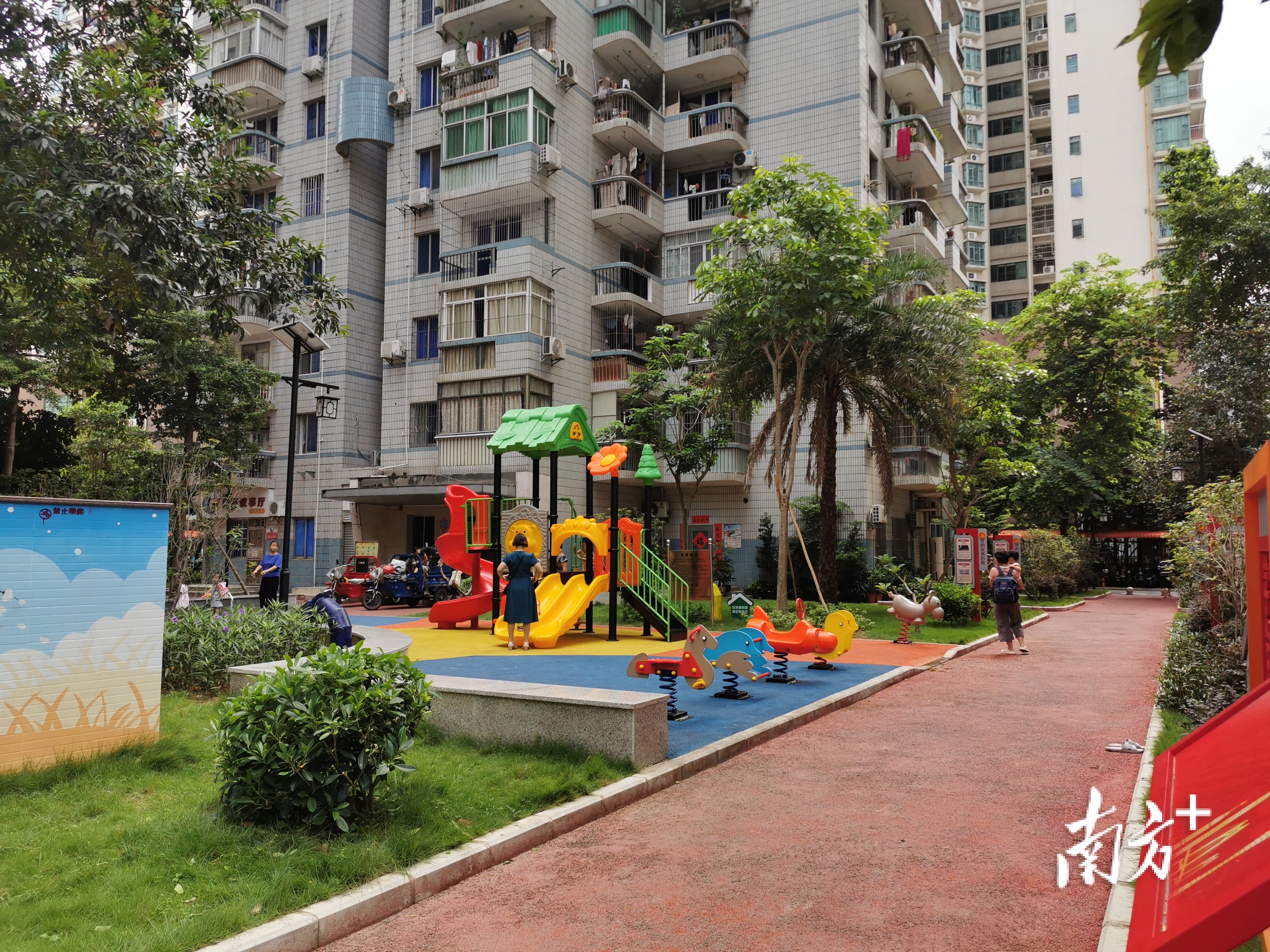    南方+ 张峰 拍摄