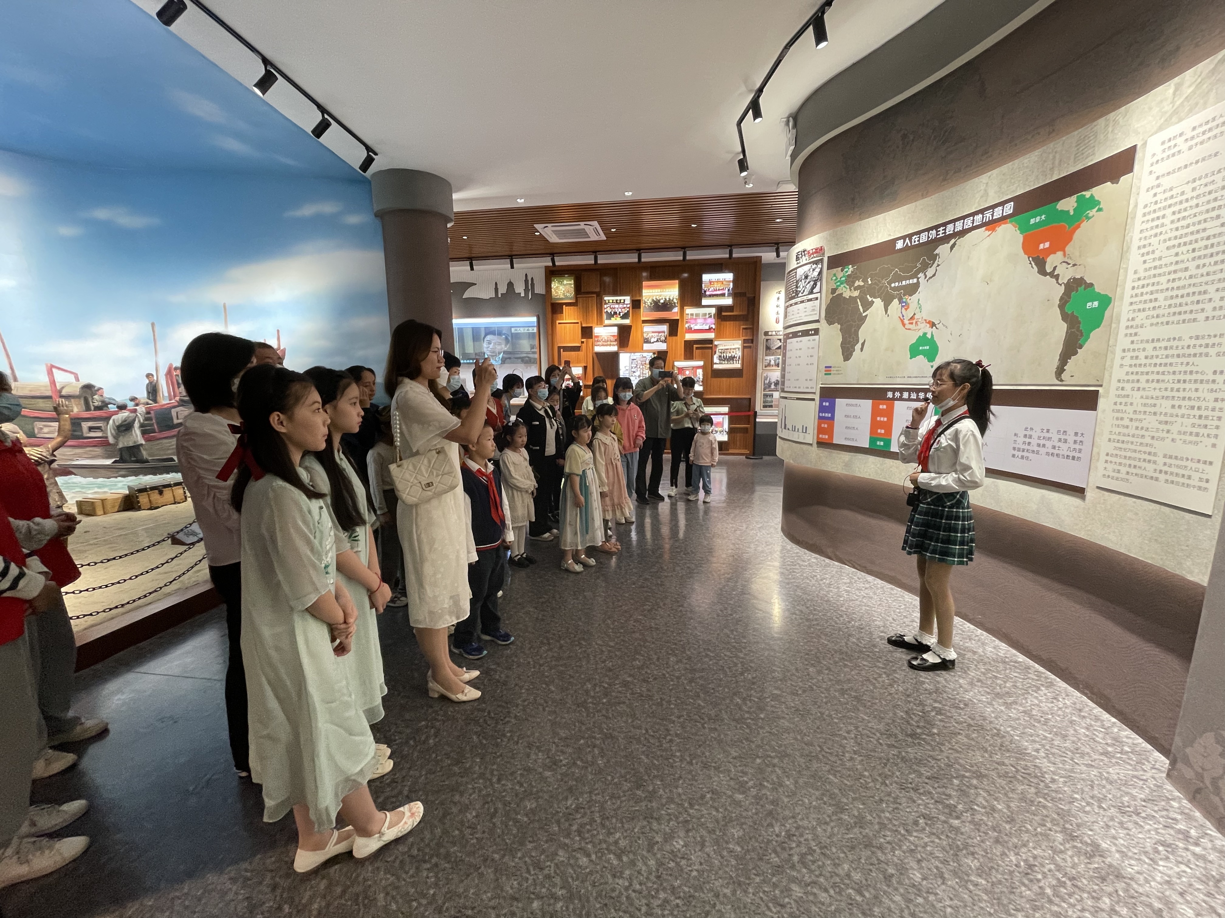 5月15日，潮州市博物馆为市民游客送上“5·18国际博物馆日”系列活动的“开胃小菜”。