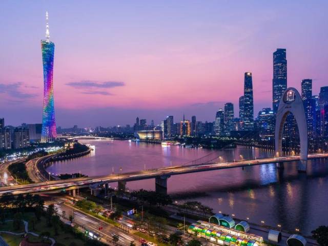 感恩奋进这五年|广州洞察:千年商都“谋变”数字经济,内外融通强化湾区引擎