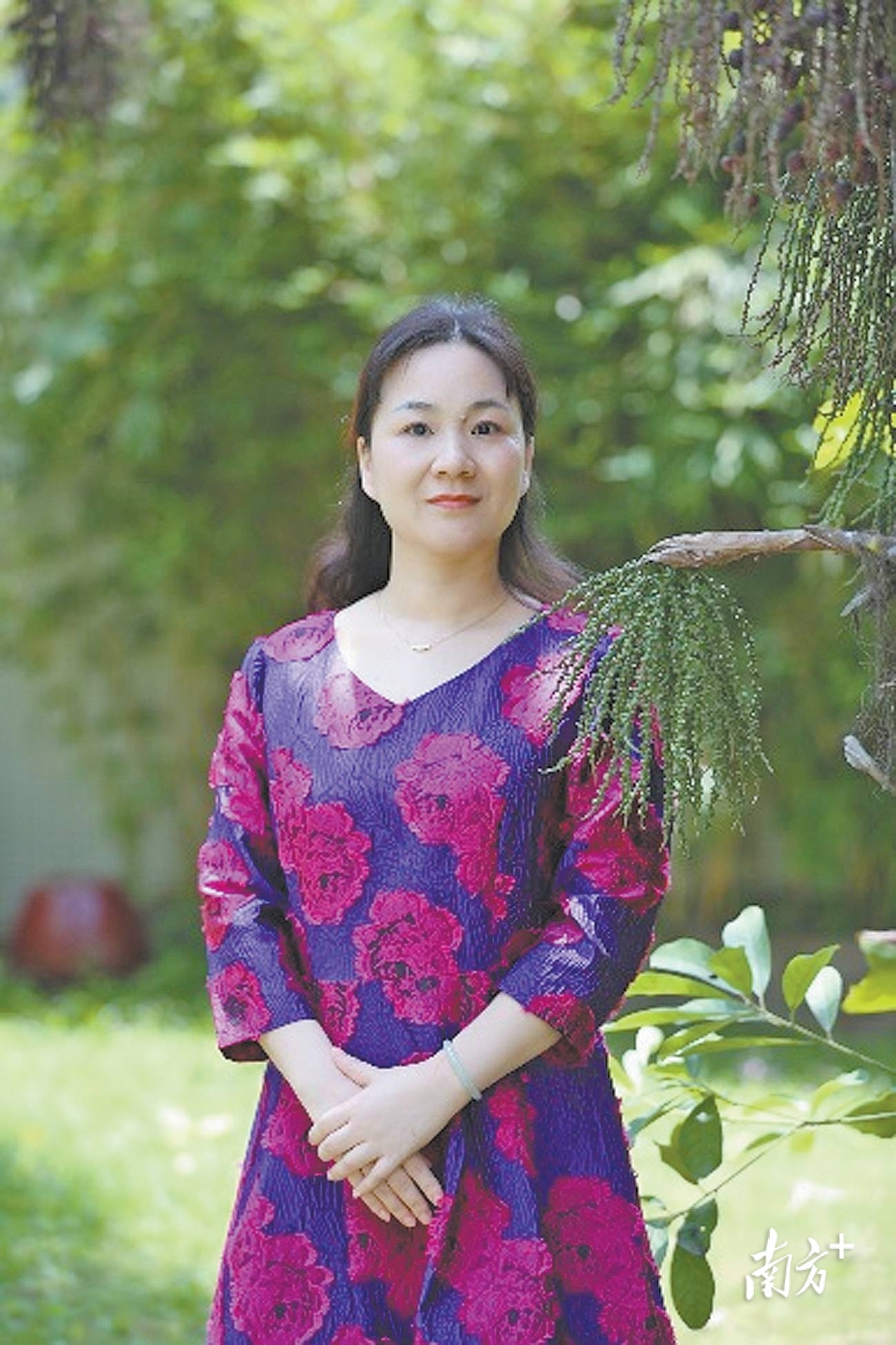 情景顺德区教育发展中心义务教育教研室副主任,初中语文教研员陈辉霞