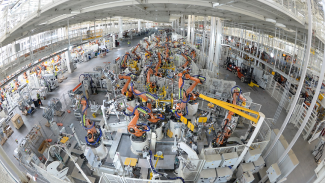 神奇！这家工厂流水线上的设备竟能“开口说话”|探科技特辑