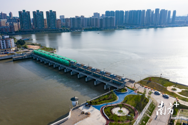 防洪系统升级打补丁斗门一点一策整治易涝点加快补齐城乡水利设施短板