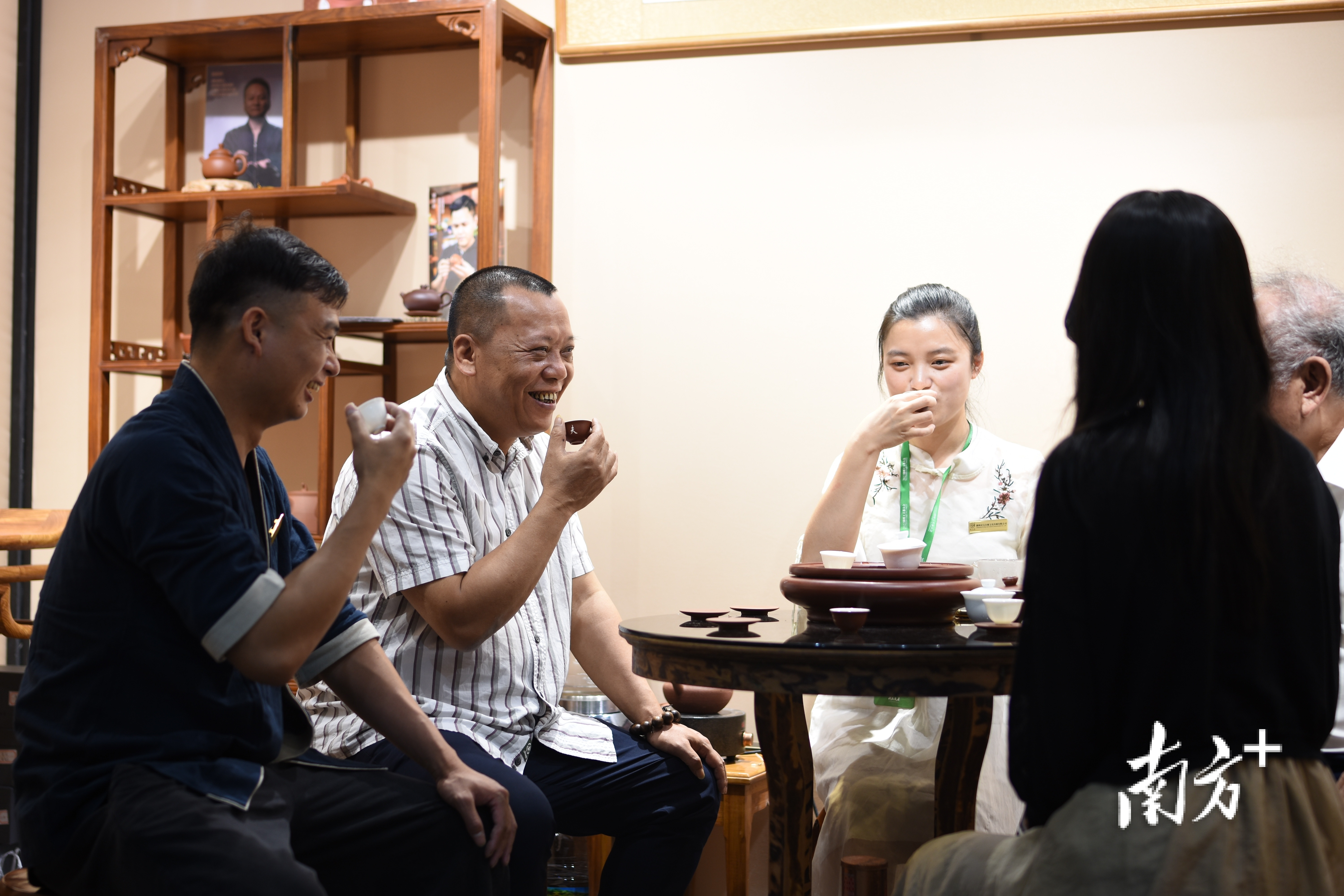 南方+ 纪金娜 拍摄