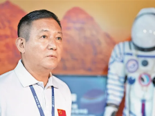 ​​在+听讲|关于世界与岭南、轴心时代、中国航天、媒体融合、元宇宙等