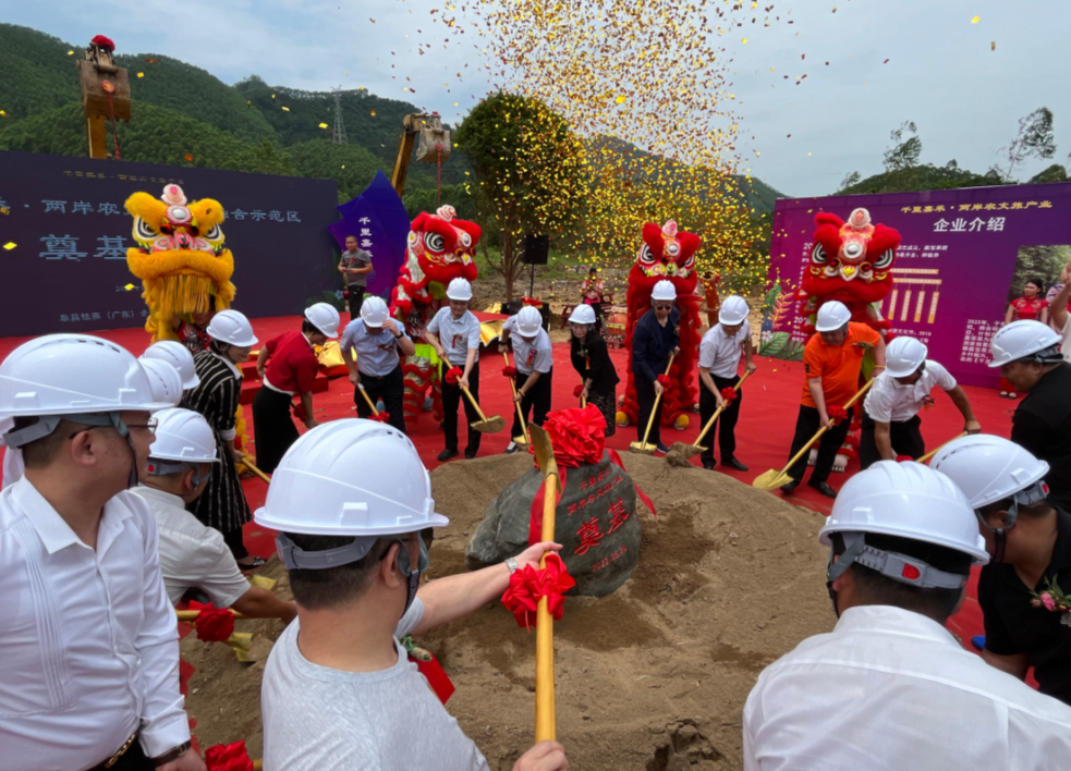 动工现场。何志勇摄 动工现场。何志勇摄