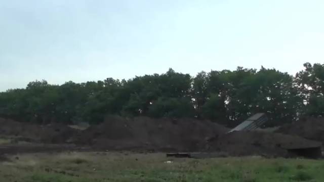 俄乌冲突第95天，泽连斯基视察前线：重建城市要配备防空洞