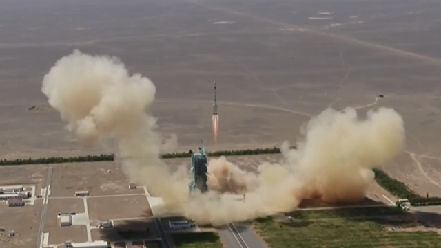 神舟十四号发射任务圆满成功