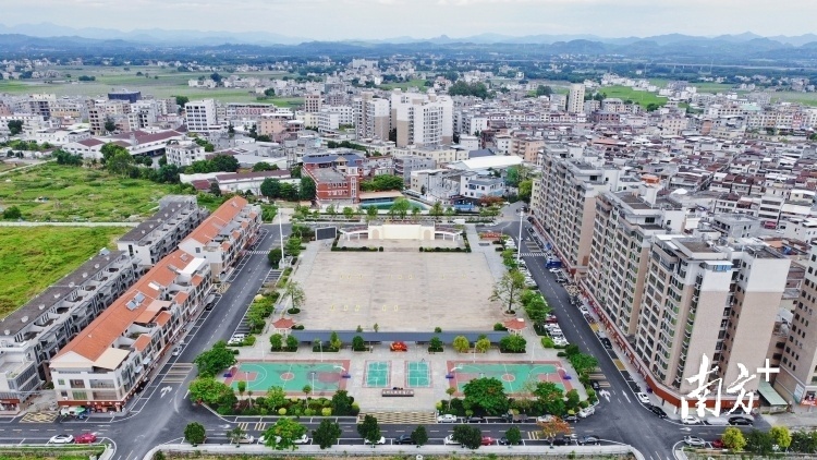 南方+ 王昌辉 拍摄