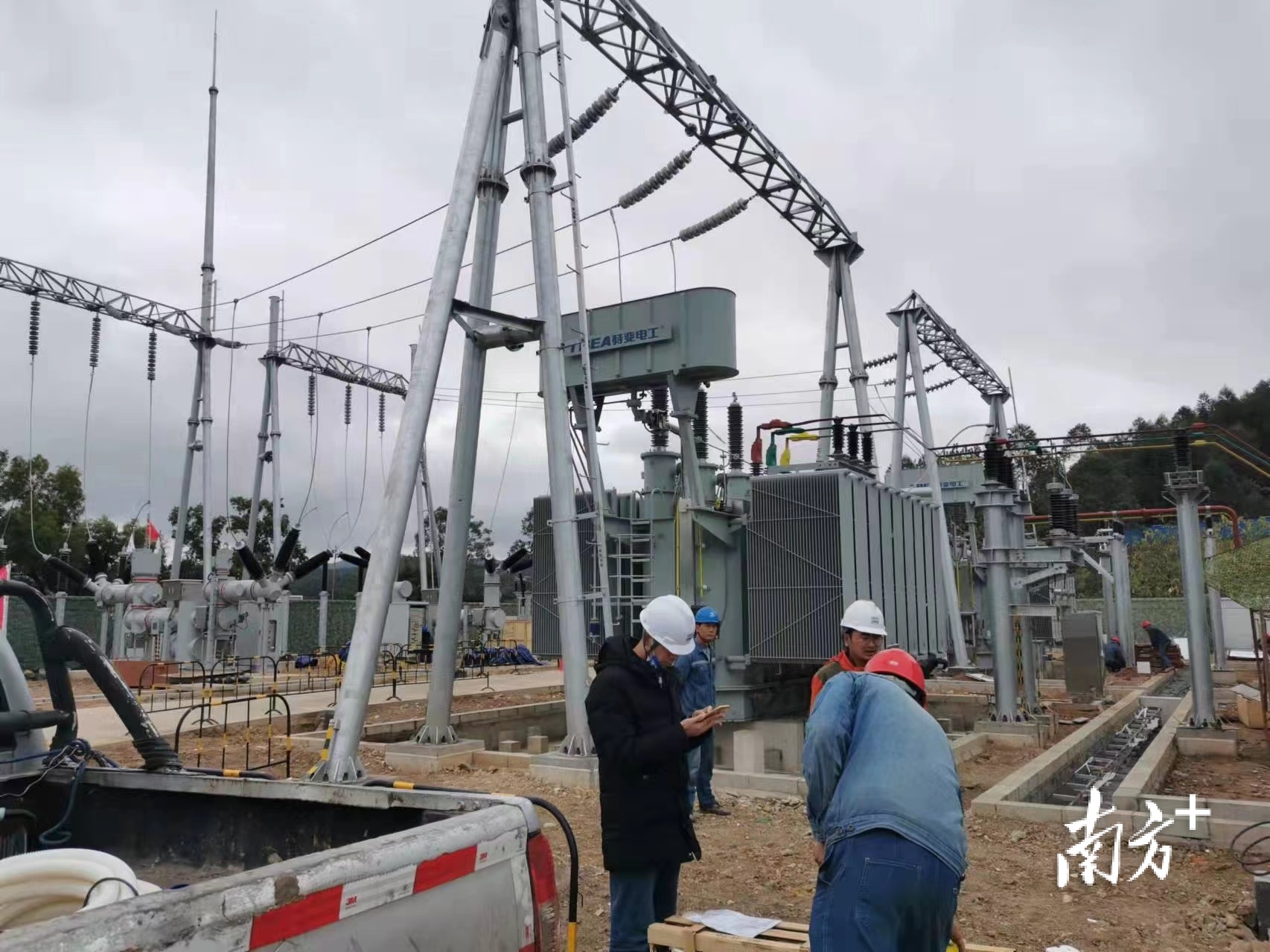 肇庆建行信贷支持建设的“农光互补”光伏项目。