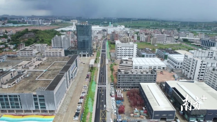 南方+ 王昌辉 拍摄