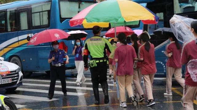 vlog|《妙手摘星辰，莞sir护考路》记录东莞公安护航考生圆梦之旅