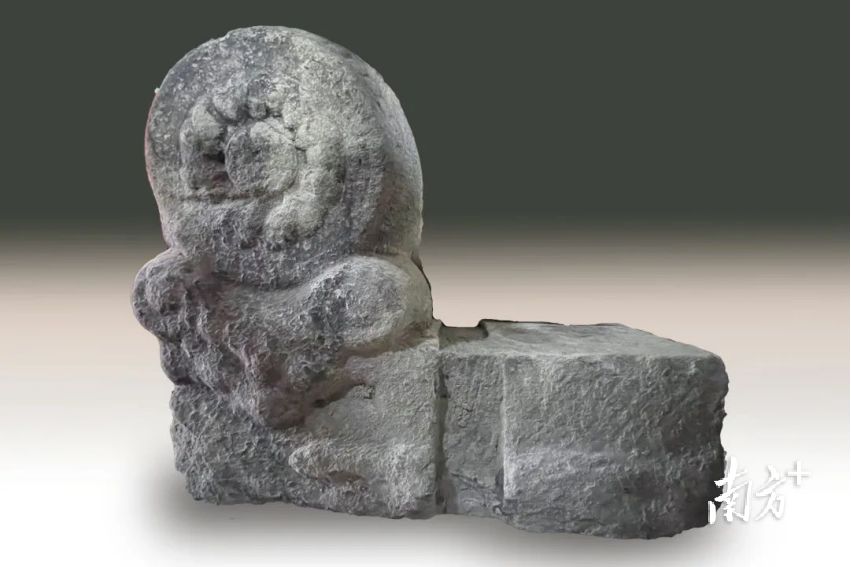 民国 北京“东莞会馆”抱鼓石（北京东莞会馆历史研究部捐赠）