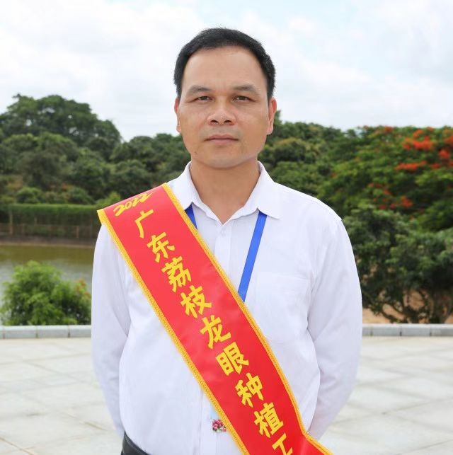 傅杰东 傅杰东