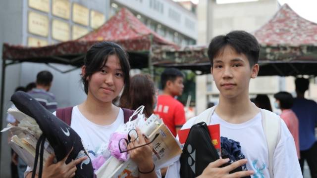 走出考场，这群00后最想说的是……