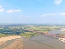 沿着总书记的足迹·河南篇 | 谱写新时代中原更加出彩的绚丽篇章