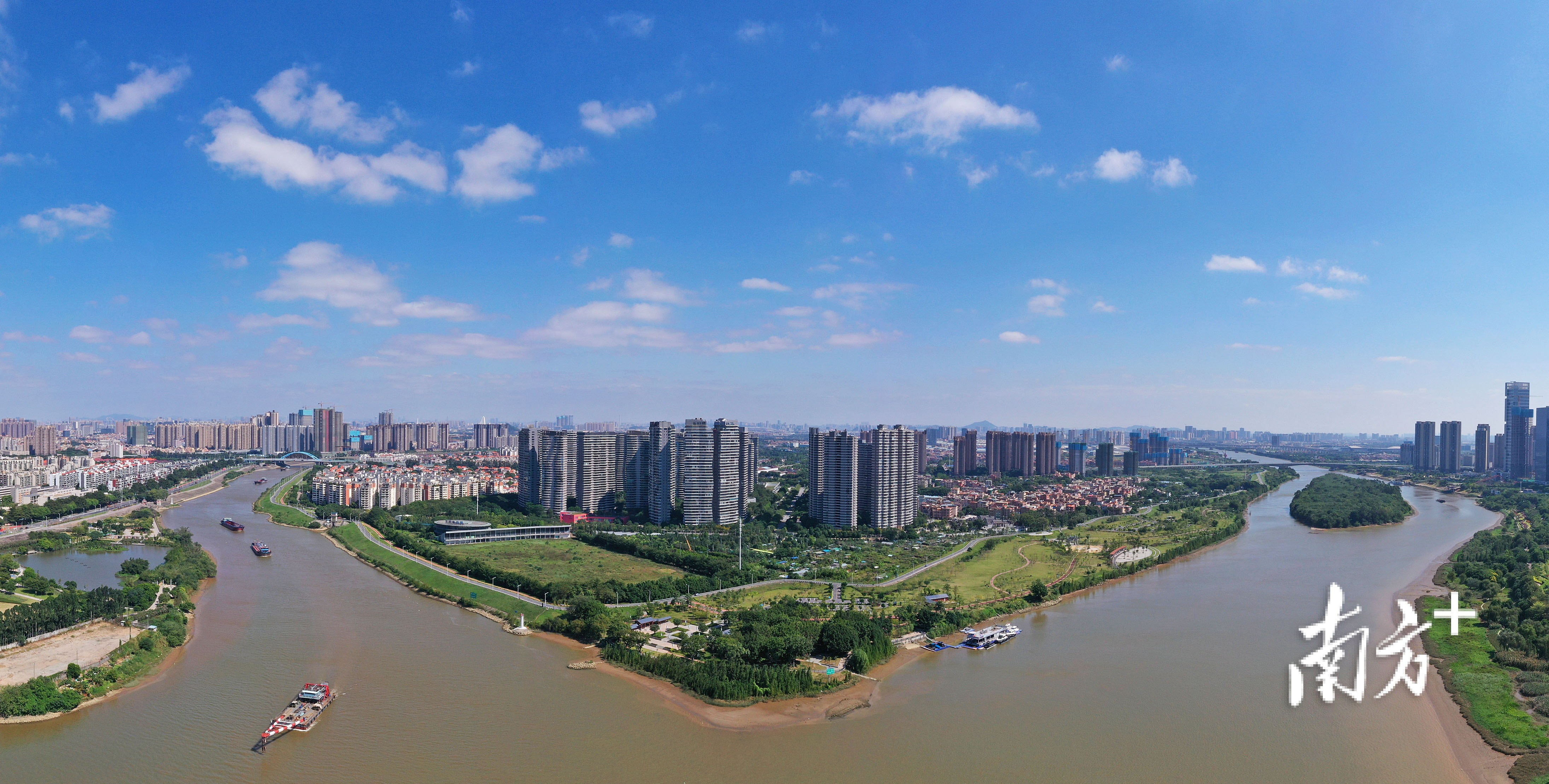 佛山以法规的形式保障营商环境。 戴嘉信 摄