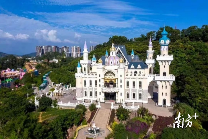 黄旗山。黄伟兴 摄