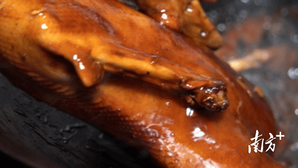 黄旗山。黄伟兴 摄